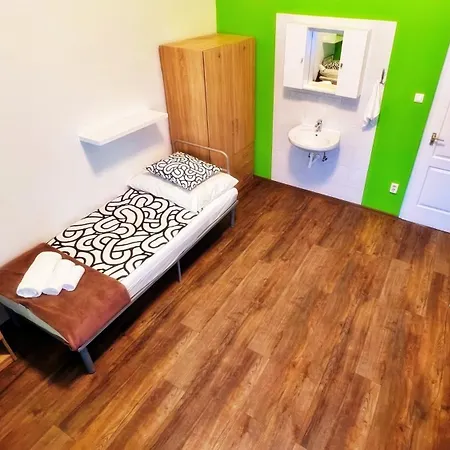 Hostel Bebudgetrooms *