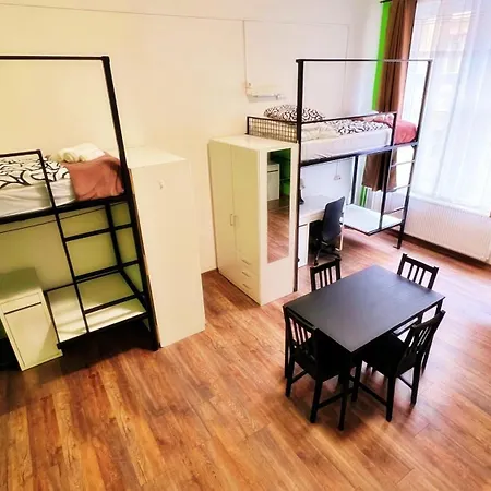 Auberge de jeunesse Bebudgetrooms *