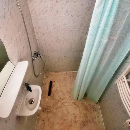 Хостел Bebudgetrooms