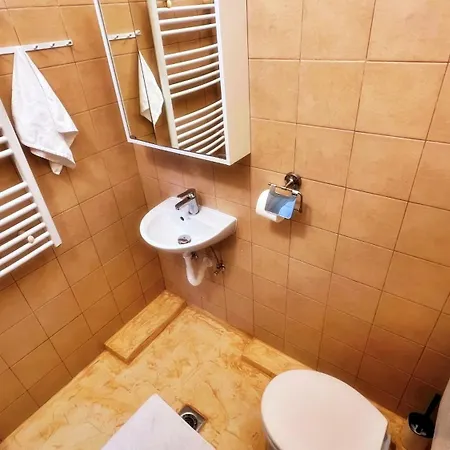 Bebudgetrooms Hostel *