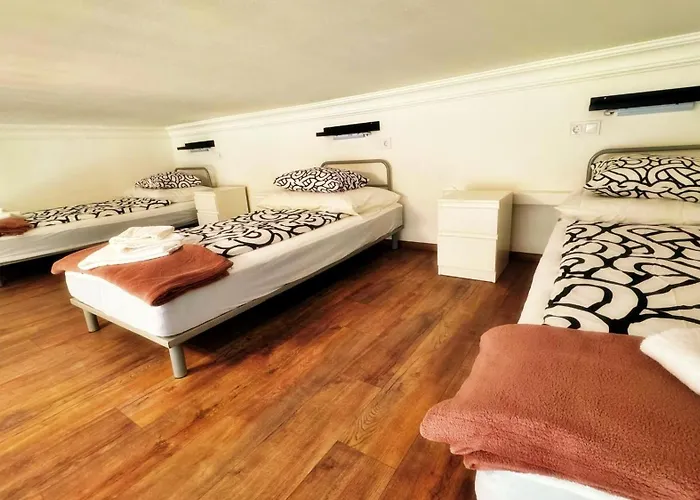 Bebudgetrooms Hostel